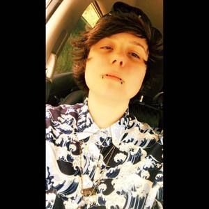 Meet your Posher, Abigail